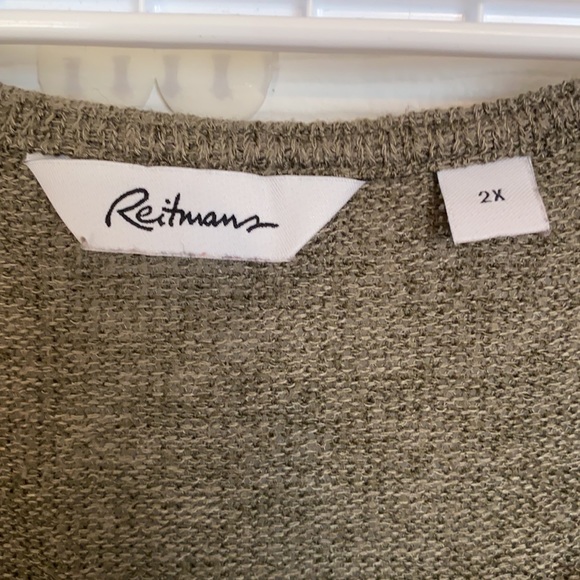 Green Reitmans Tank Top - Picture 3 of 4